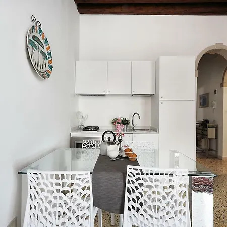 Casa Del Mandolino Apartament Wenecja